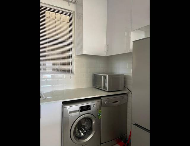 2 BEDROOM APARTMENT FOR SALE IN UMHLANGA ROCKS